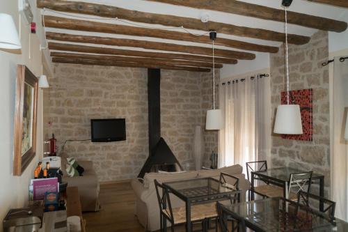 Shared lounge/TV area, Vilosell Wine Hotel in El Vilosell