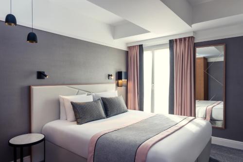 Mercure Paris Opera Garnier Room Type - Classic Double or Twin Room
