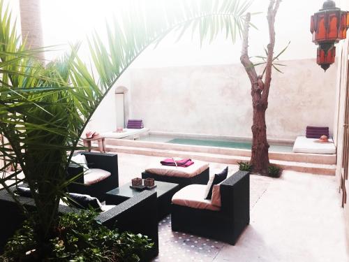 Riad 144