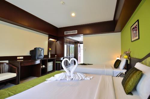 Samui First House Hotel