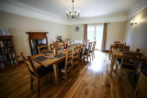 Whitehouse B&B in Fort Augustus Town Center