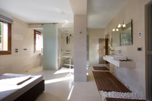 Villa Terra Creta, Luxury Retreat & Private Spa - Booking Deals +