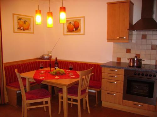 Gästehaus Eßl - image 12