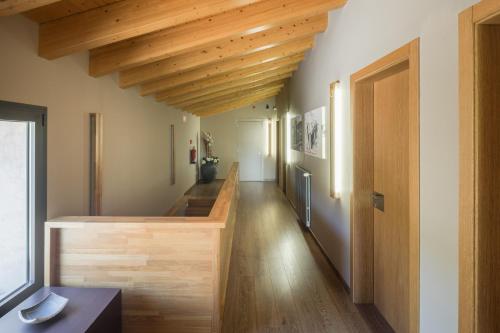 Előcsarnok, Les Planes del Grau in Szentjohanna De Les Abadesses