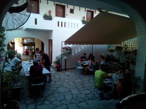 Hotel Sweet Home - main image