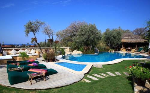 Sandima 37 Suites Hotel - main image