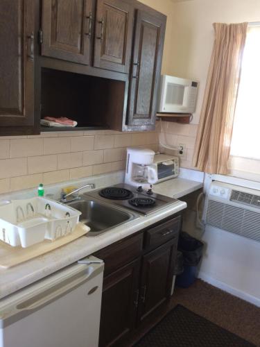 Crystal Sands Motel – Wildwood, NJ