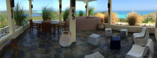 Terraza/balcón, Suites la Colline in Cacor