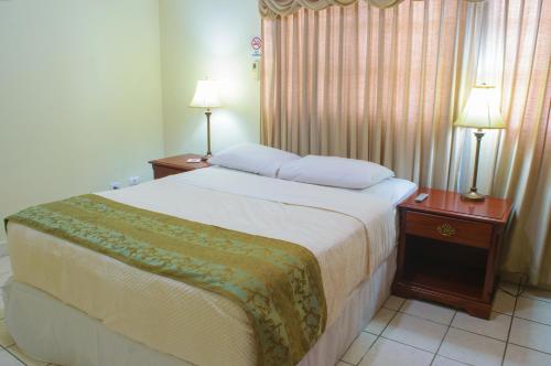 Deluxe Room room in Hotel Fontana