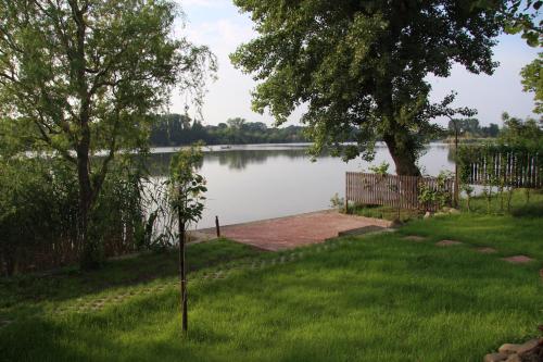  Opera-sziget Holiday Home in Szigetszentmárton