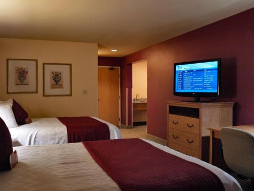 Best Western Plus Caldwell Inn & Suites