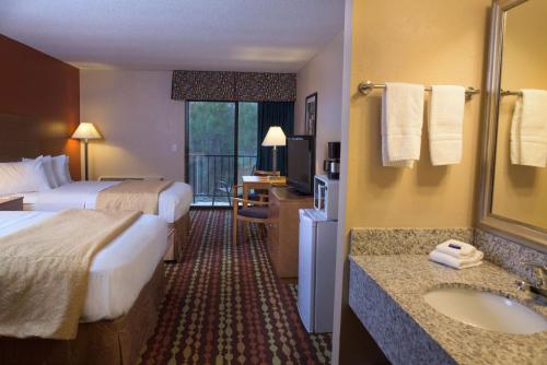 Best Western Ambassador Inn & Suites