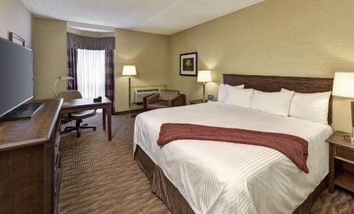 The Water Tower Inn, BW Premier Collection Room Type - Executive King Room - Non-Smoking