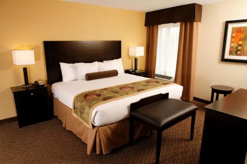 Best Western Plus Goldsboro - image 11