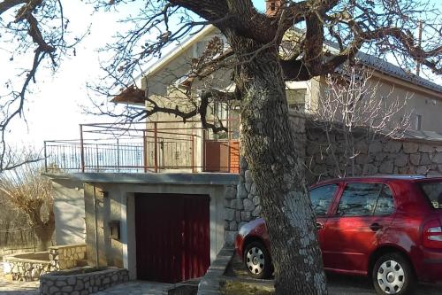 Apartments with a parking space Smrika Kraljevica - 12055