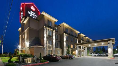 Best Western Plus Port of Camas-Washougal Convention Center