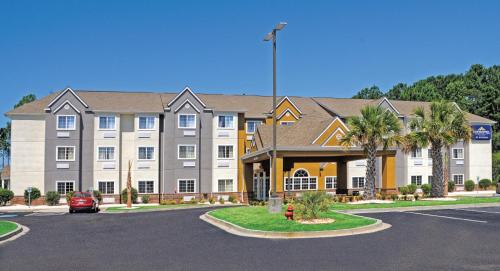 Microtel Inn & Suites by Wyndham Walterboro