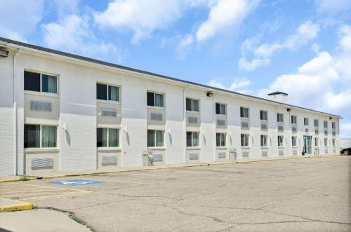 Motel 6-Big Springs, NE