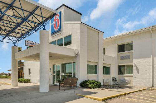 Motel 6-Big Springs, NE