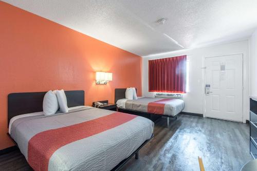 Motel 6-Norcross, GA - Atlanta Northeast