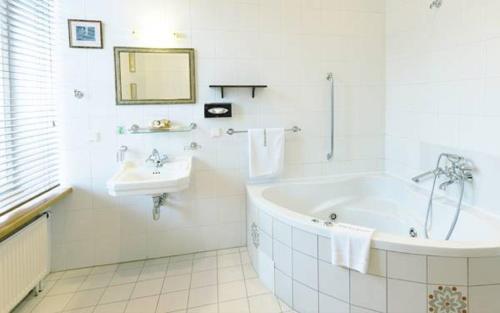 Shakespeare Boutique Hotel - image 3