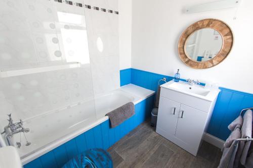 Harbour Heights Guest House - image 11