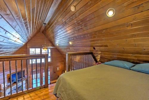Wild Turkey's Roost Cabin - image 2