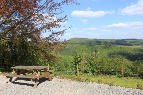 Church Hill Farm - main image