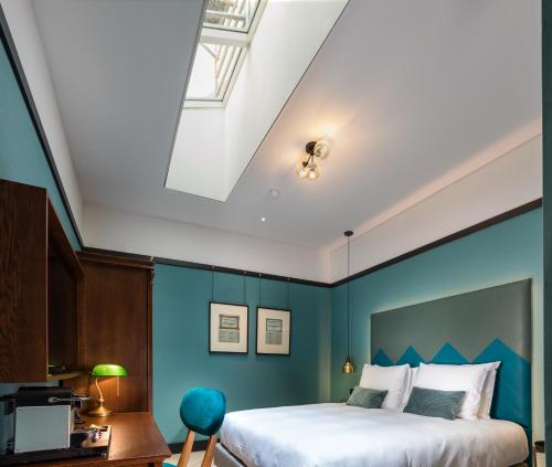 room detail thumbnail 0