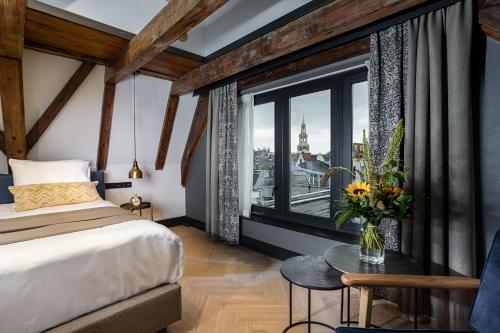 The Hendrick's Hotel - image 11