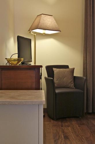 Bronzino House - image 2