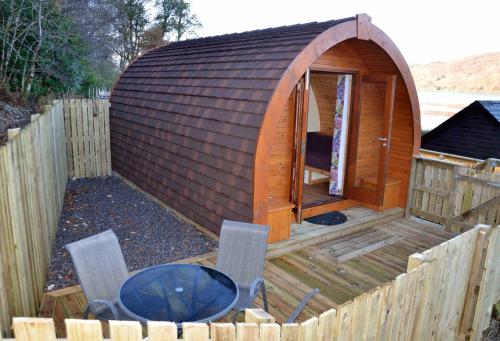 Seaview Pod and hot tub