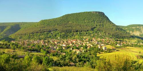 Osmarski Houses