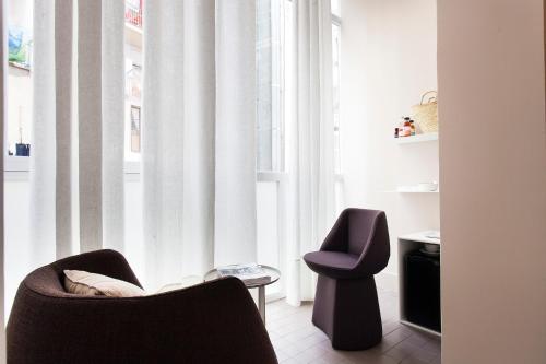 DestinationBCN - Universitat Rooms Room Type - Queen Room, Inner courtyard view (I)