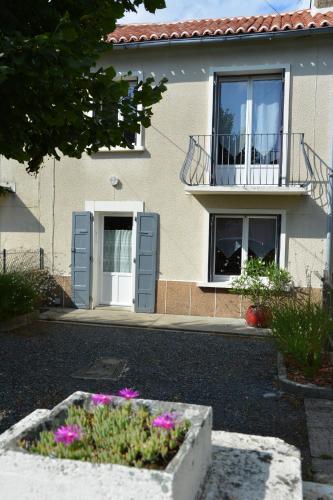 Maison de vacances dans la Vienne Limousine gîte à louer Pouillac