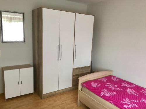 Mainzimmer Business Appartment - Monteurwohnung mit Burgblick