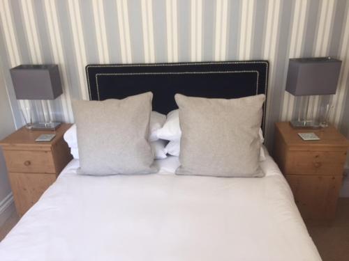 1 double bed