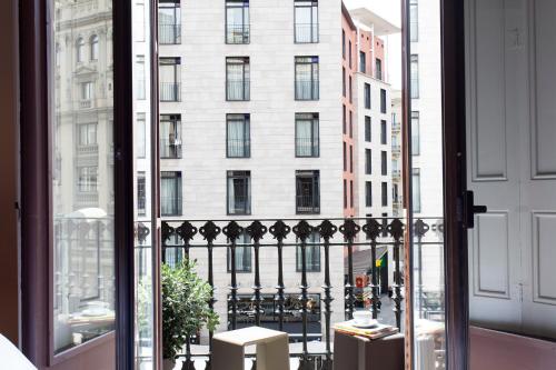 DestinationBCN - Universitat Rooms – Barcelona, NJ