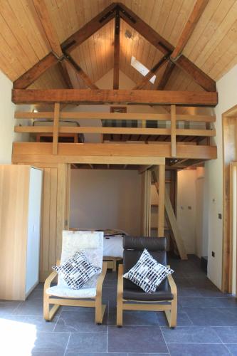 High View Barn - image 6