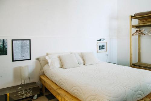 Double Room image 2