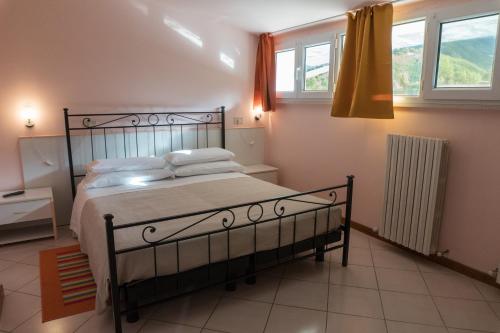 Guestroom, B&B Apartments Casa Sullavalle in Montefortino (Fermo)