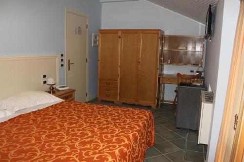 Hotel Girasole - main image