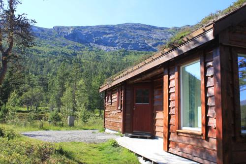 Ieeja, Hytte ved Gaularfjellet in Viksdalen