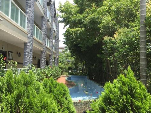 Champs Yazuh B&B in Jiji Township