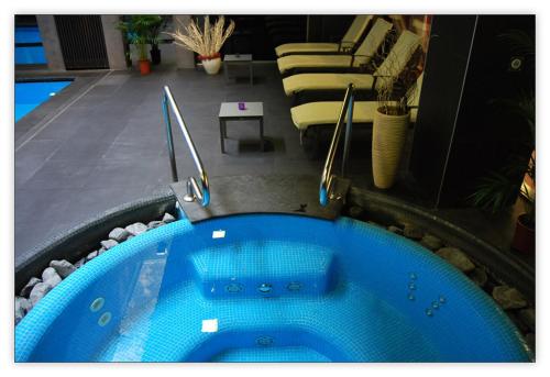 City Gardens Hotel & Wellness - image 10