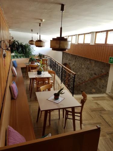 Koplietošanas atpūtas telpa ar TV, Albergo Posta in Colle Santa Lucia