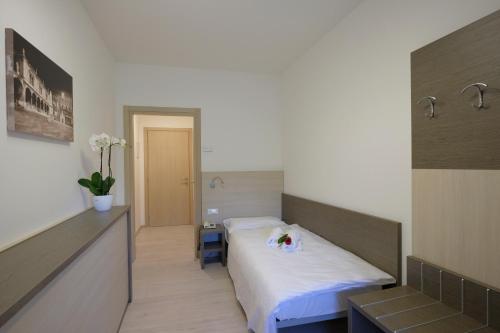 1 twin bed