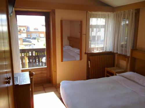Hotel La Baita - image 2