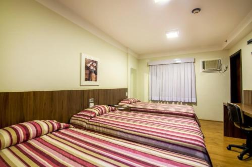 Deluxe Triple Room image 4