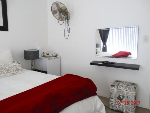 Au Plais De Langebaan at Palm Tree Villa